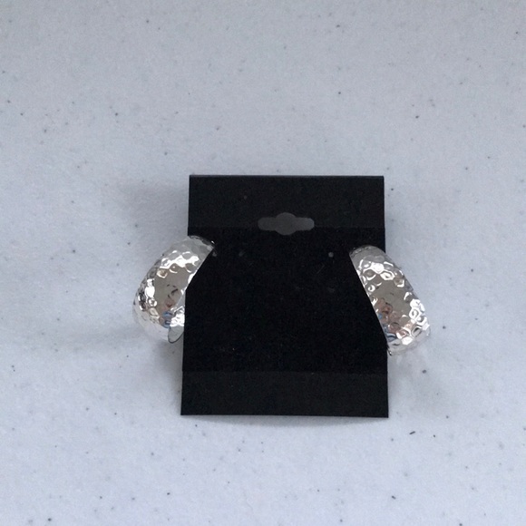 Vintage Jewelry - Unbranded Worn Once Sterling Silver Hammered Hoop Earrings